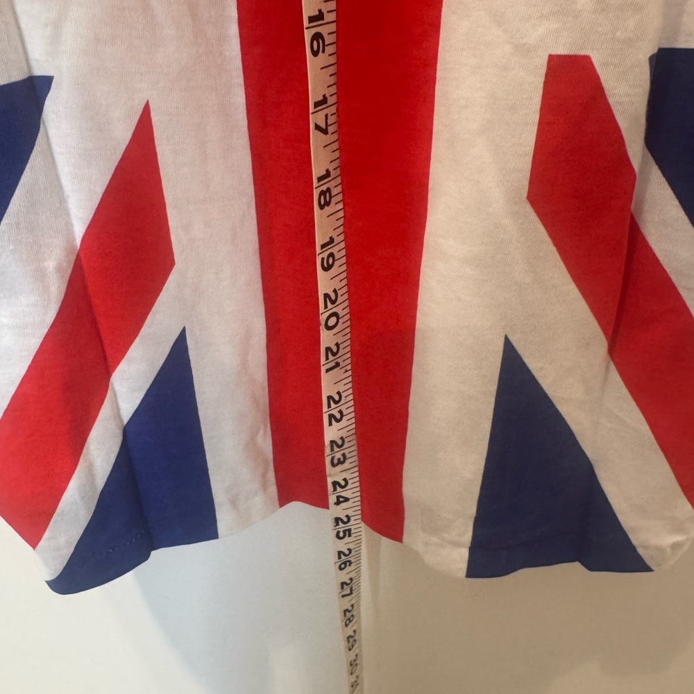 Union Jack 🇬🇧 Women's Short Sleeve Tee. 
Size M. NWOT. - Picture 6 of 6